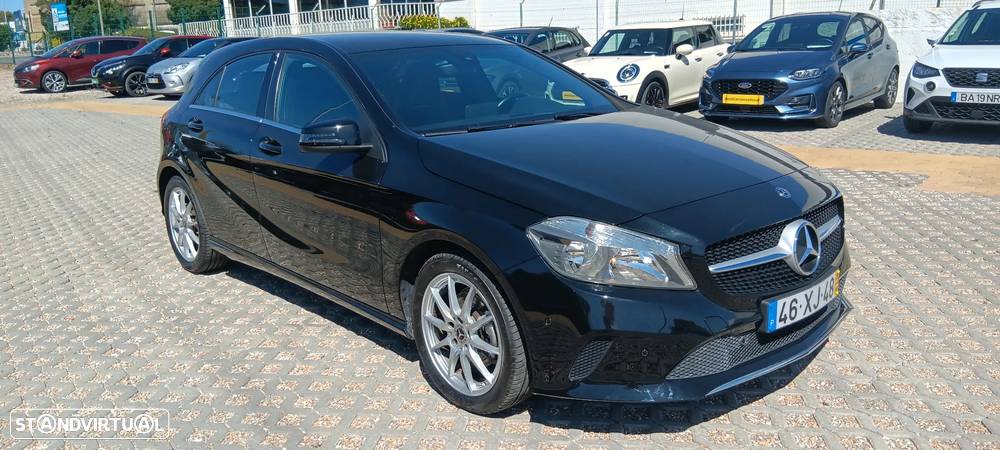 Mercedes-Benz A 180 (BlueEFFICIENCY) Urban - 1