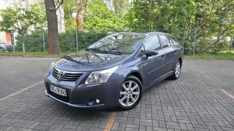 Toyota Avensis III 1.8 Business Edition 2009