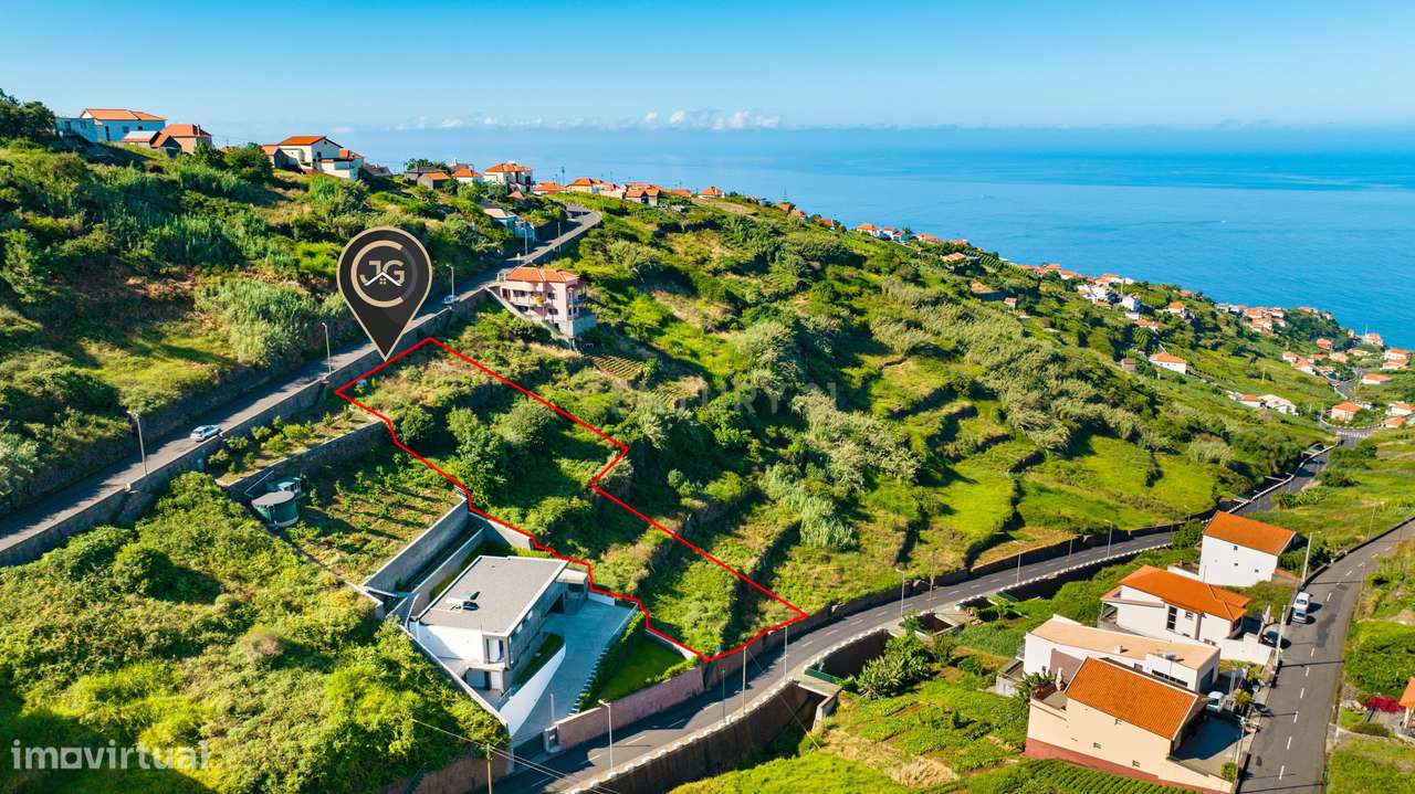 Terreno Espaçoso e Ensolarado no Lombo de Atouguia, Calheta - Grande imagem: 4/21