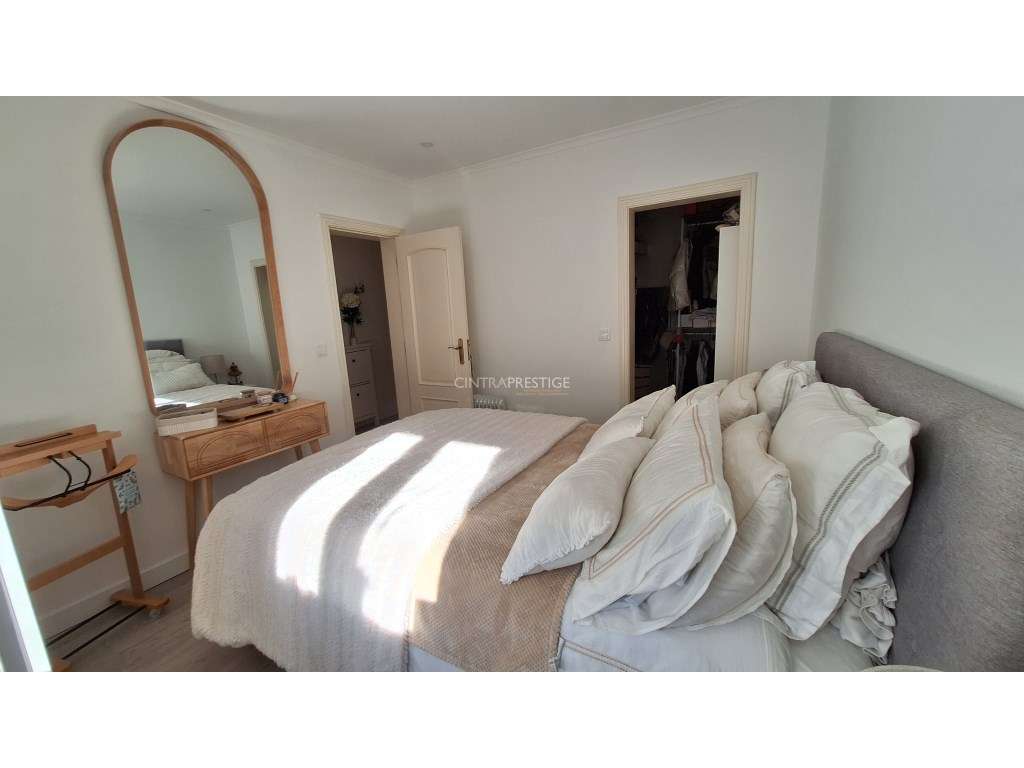 Apartamento T2 Totalmente Remodelado - Portela de Sintra-8