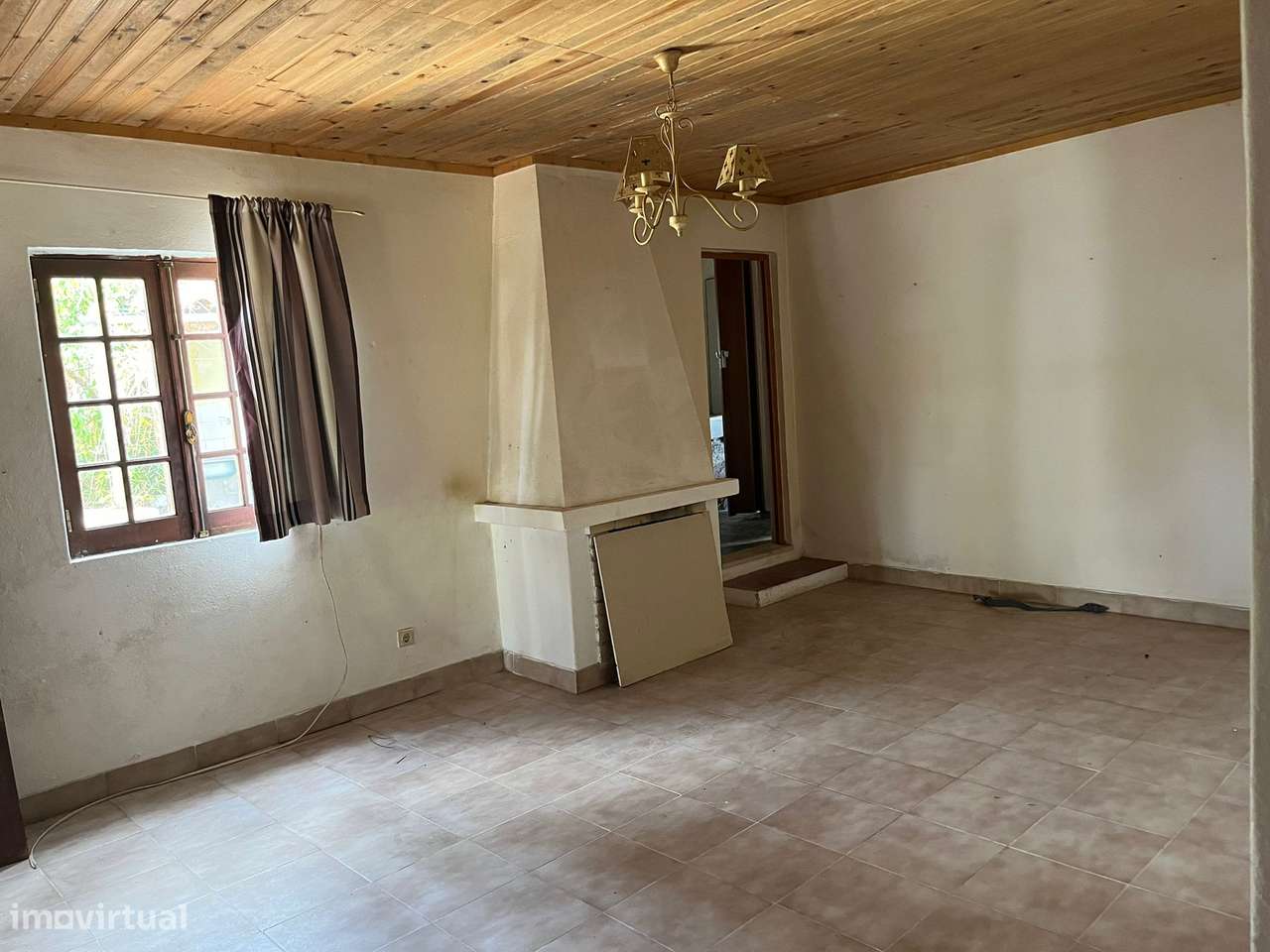 Loja, 2 200 m², Ramada e Caneças - Grande imagem: 5/11