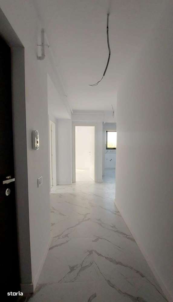 Apartament decomandat- suprafata generoasa - Imagine principală: 2/7