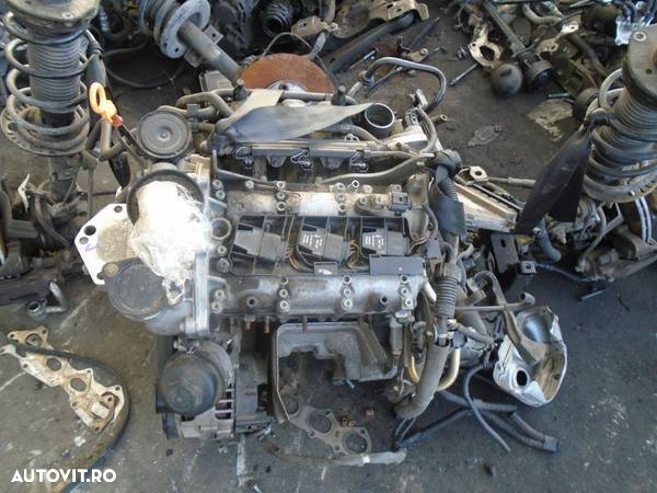 Motor Volkswagen Polo 1.2 Benzina 12V AZQ din 2004 - 1