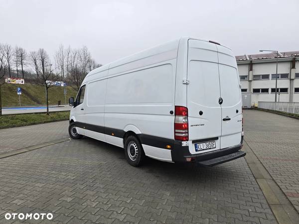 Mercedes-Benz SPRINTER - 4