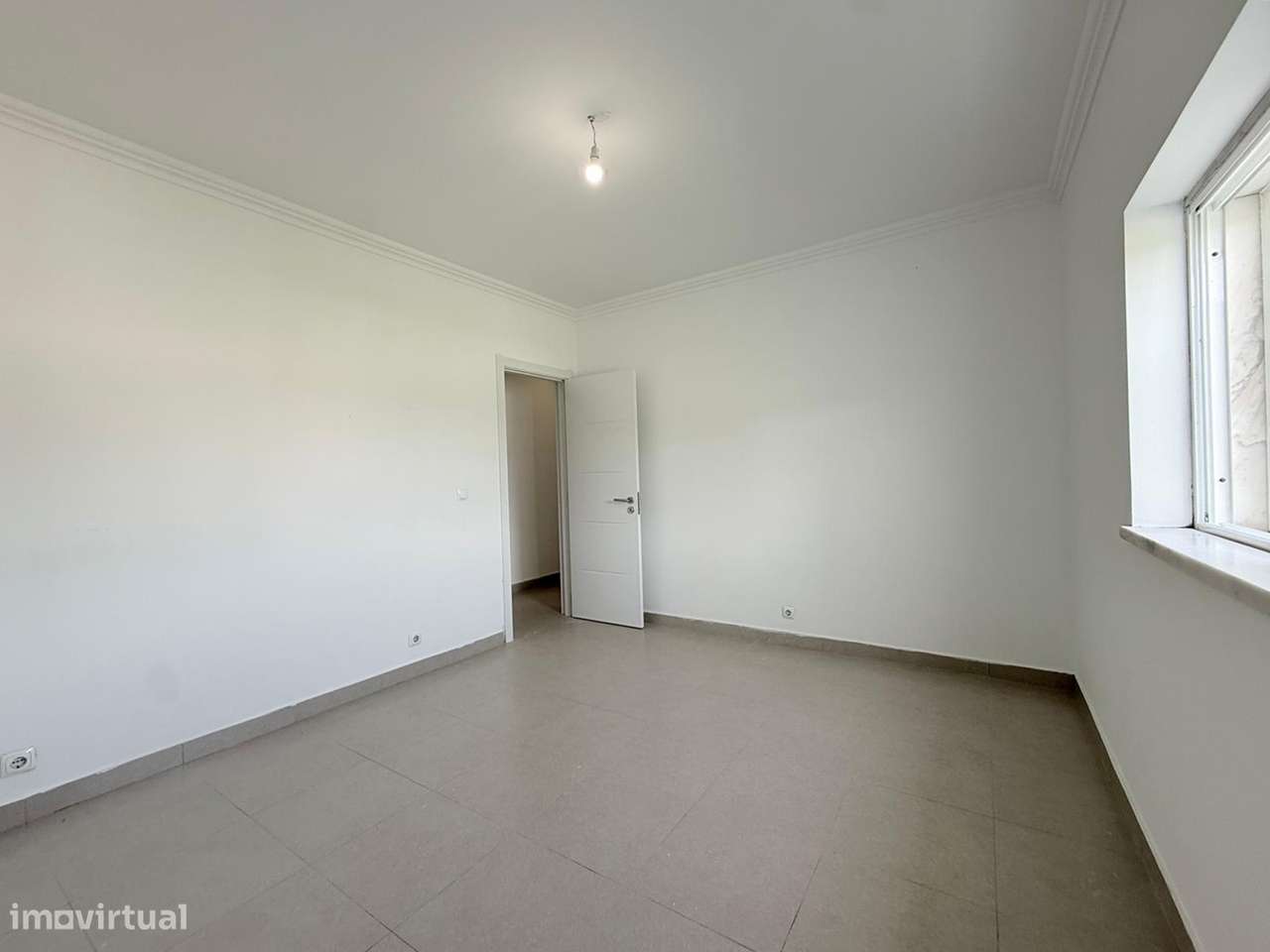Moradia T3 em lote de 420m2 em Fernão Ferro-32