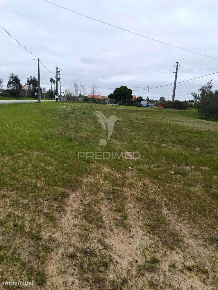 Lote de Terreno Urbano para Construção - Grande imagem: 3/3