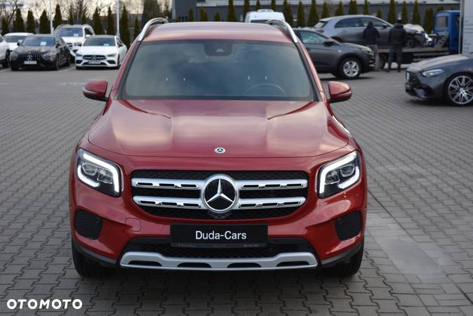 Mercedes-Benz GLB 200 7G-DCT - 2