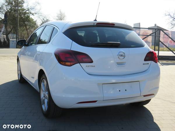 Opel Astra 1.3 CDTI DPF ecoFLEX Edition - 17