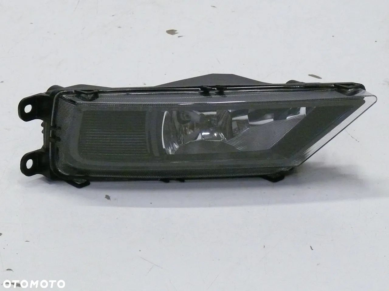 HALOGEN PRAWY VOLKSWAGEN TIGUAN II 5NA 2021 EU - 1