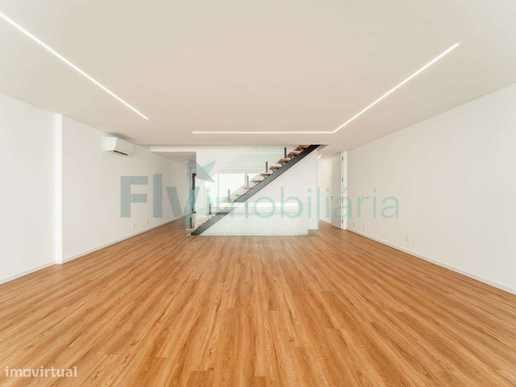 Moradia T4 Canidelo, Vila Nova de Gaia - Grande imagem: 4/60