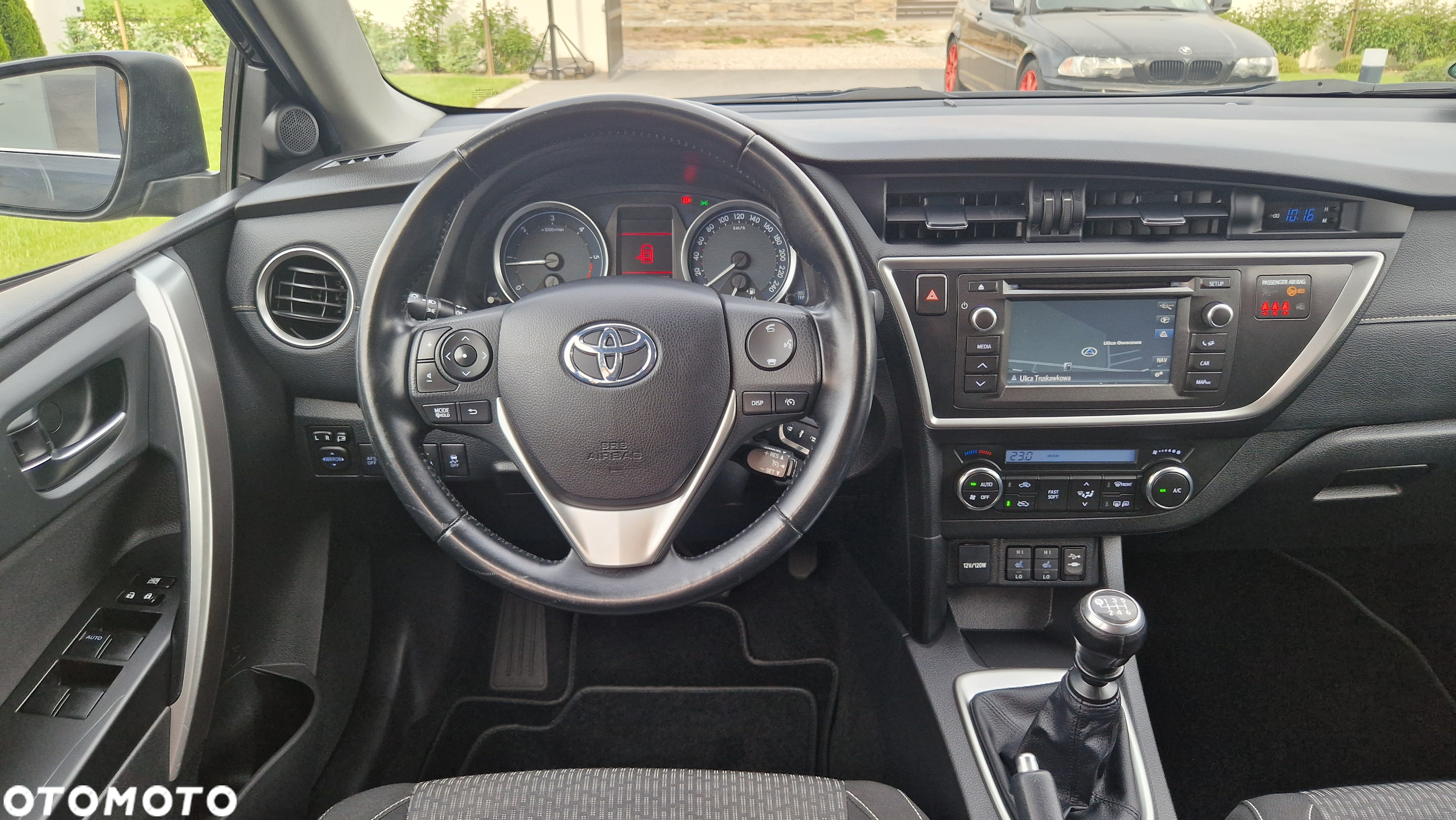 Toyota Auris 2.0 D-4D Prestige - 9