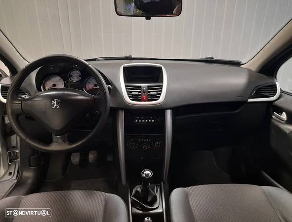 Peugeot 207 1.4 HDi Trendy - 2