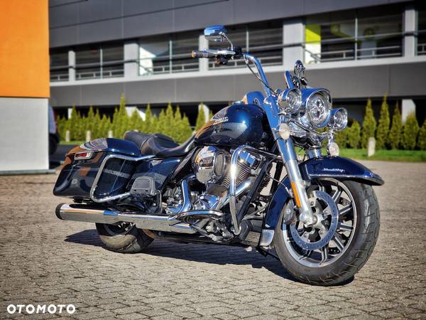 Harley-Davidson Touring Road King - 19