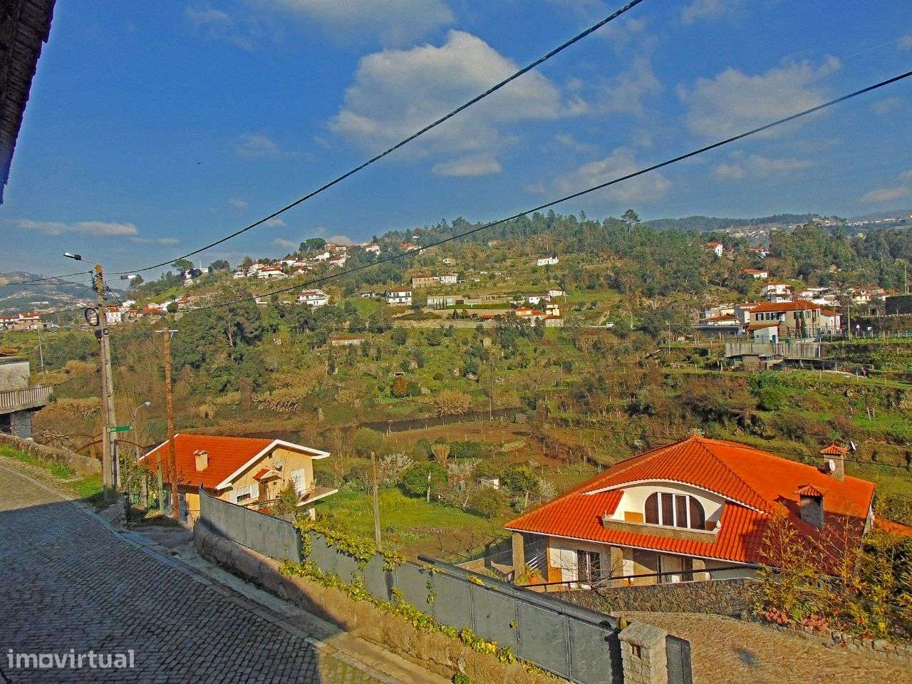 Conjunto de 3 Moradias - Fornos, Castelo de Paiva - Grande imagem: 2/7