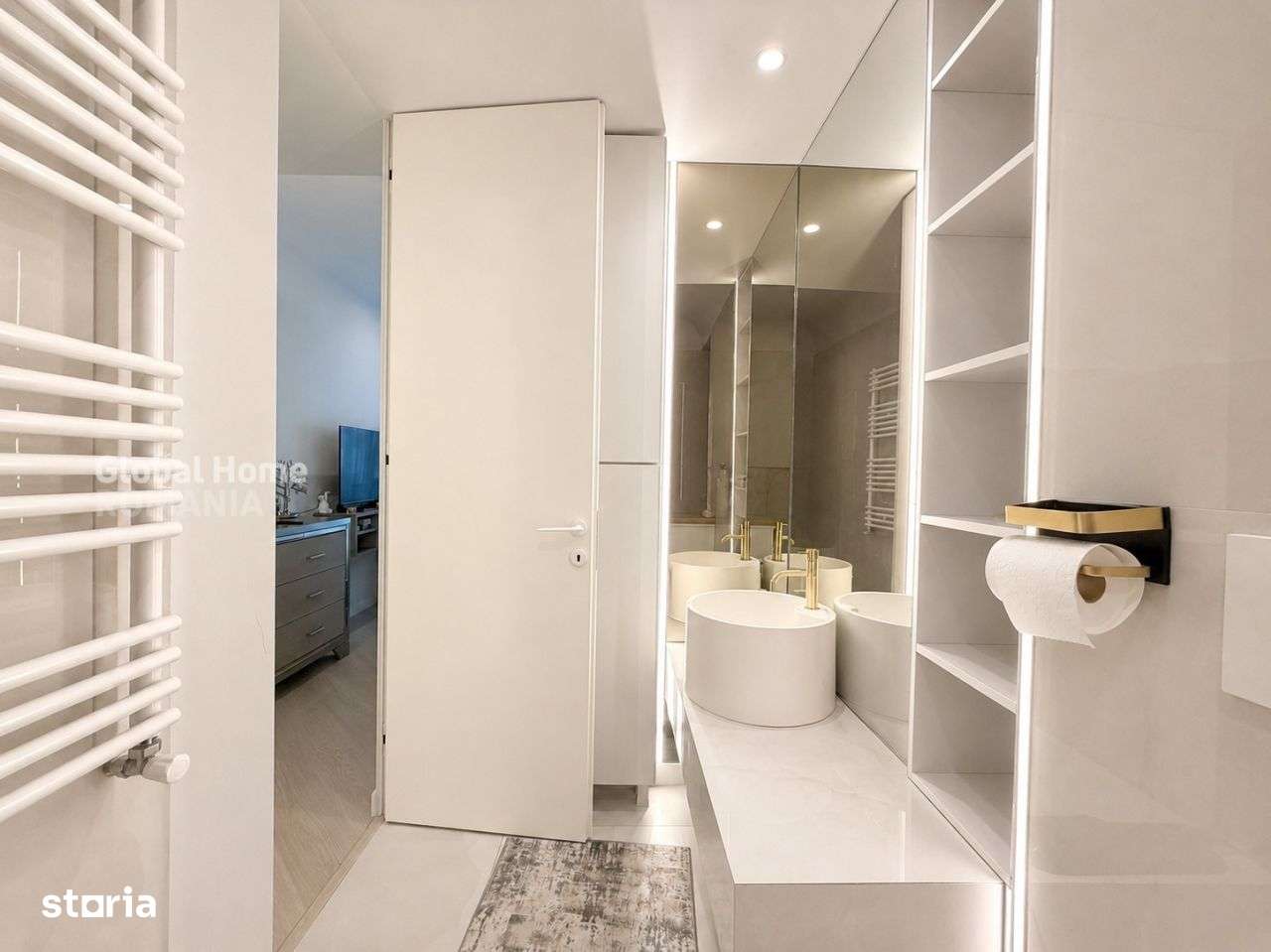 3 Rooms + Parking + Storage | Panoramic View | Cortina North - Pipera-14