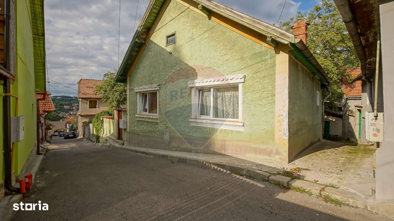 Casă săsească de renovat, cu teren, Șcheii Brașovului-6