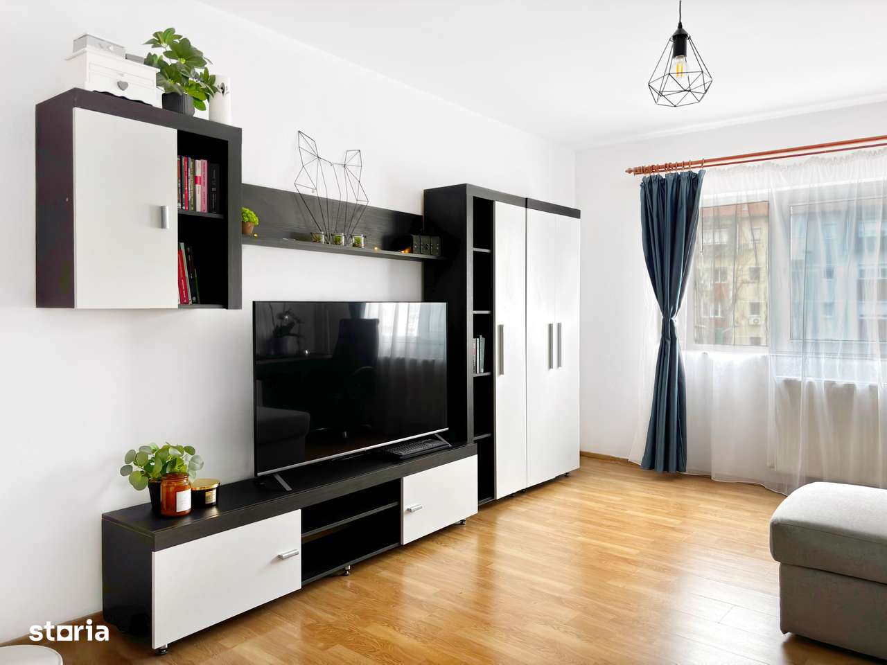 De vanzare | Decomandat 2 camere | Et 3 | Finisaje moderne | Soarelui-1