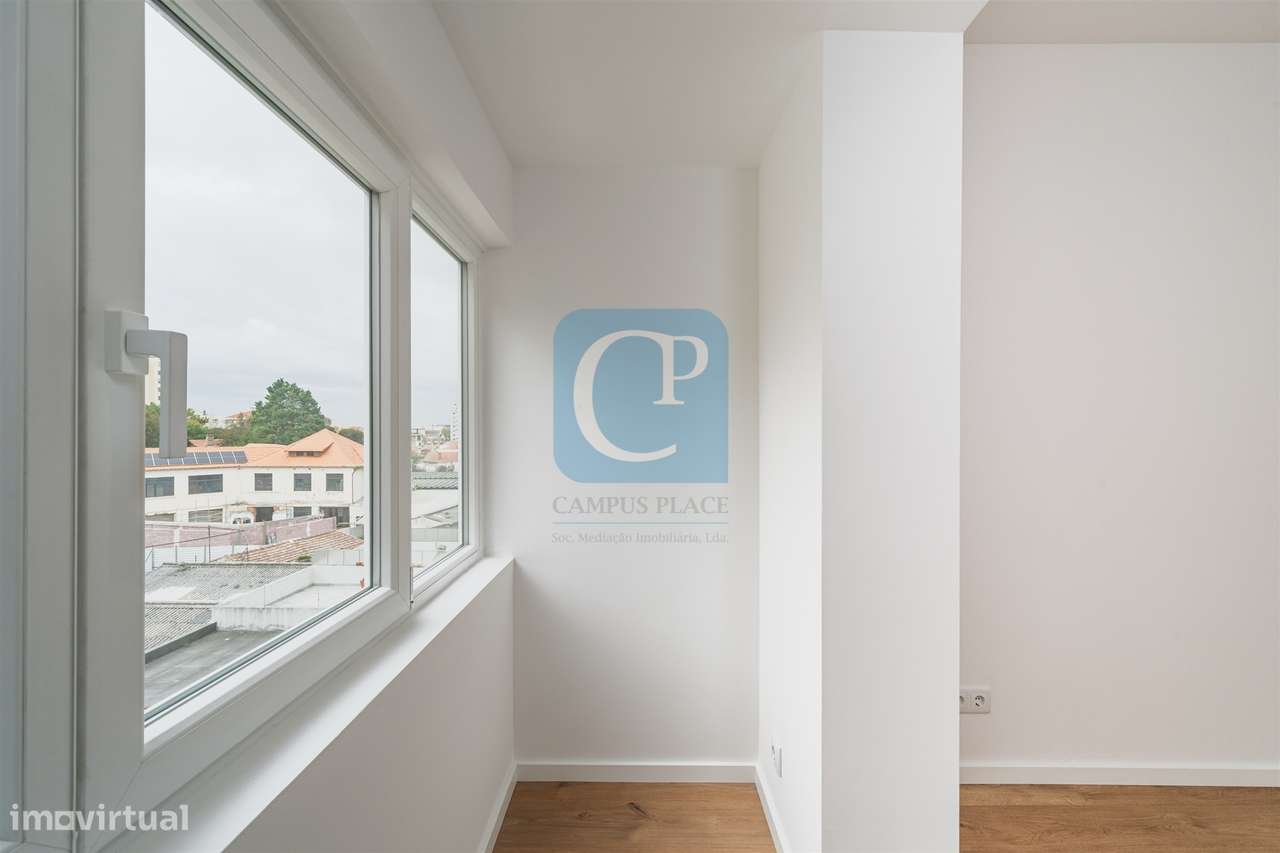 Apartamento T2 remodelado no Carvalhido, Porto - Grande imagem: 3/19