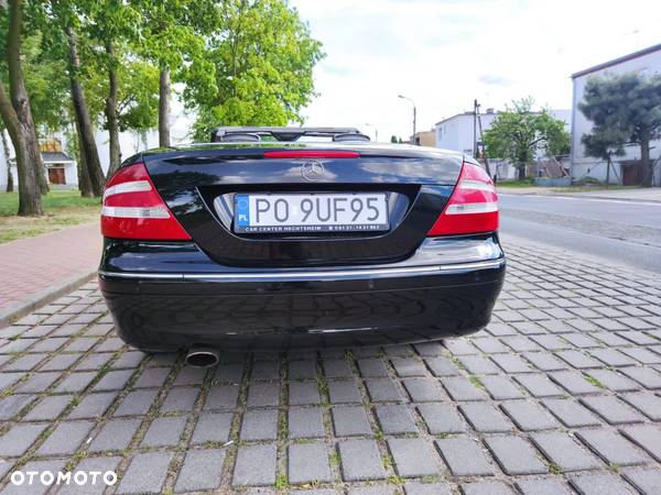 Mercedes-Benz CLK - 20