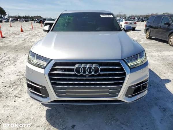 Audi Q7 - 5