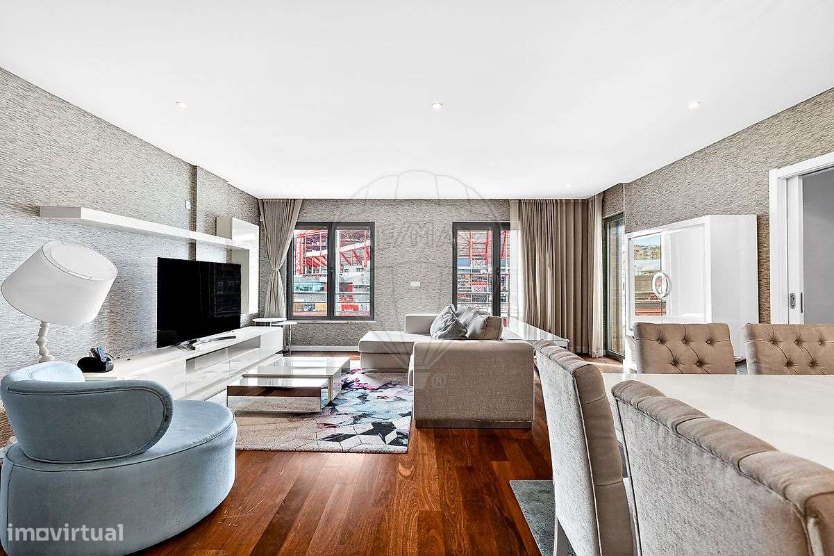 Apartamento T4 para arrendamento - Grande imagem: 2/48