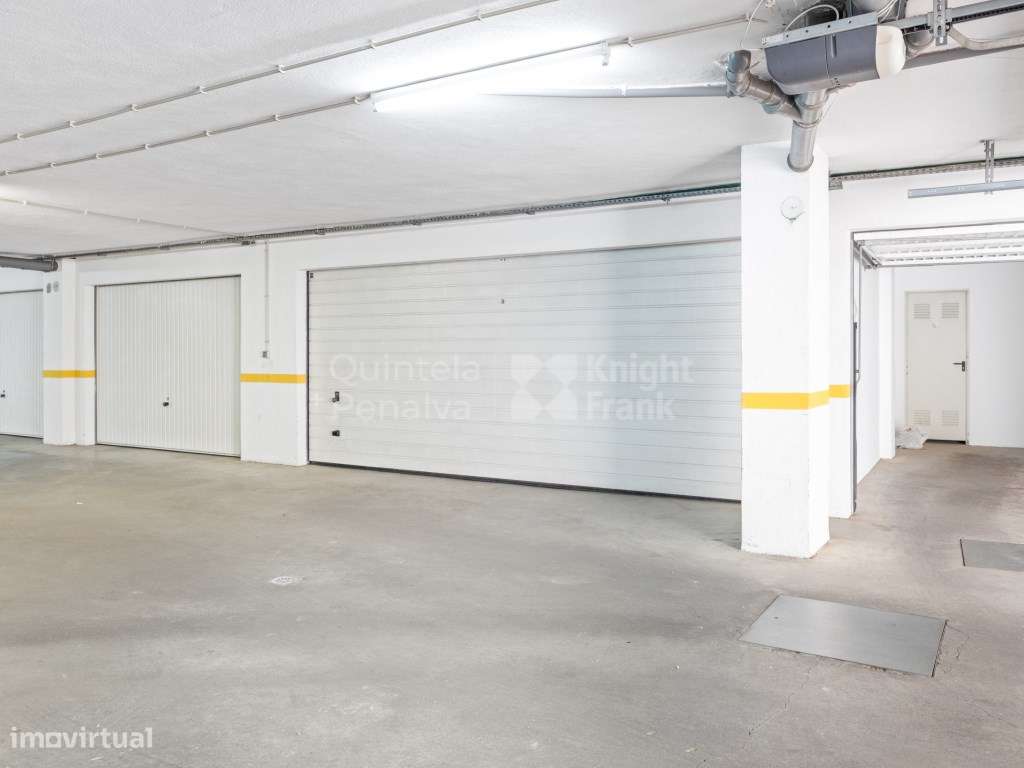 Para venda T3 com box e arrecadação na Quinta da Beloura-23