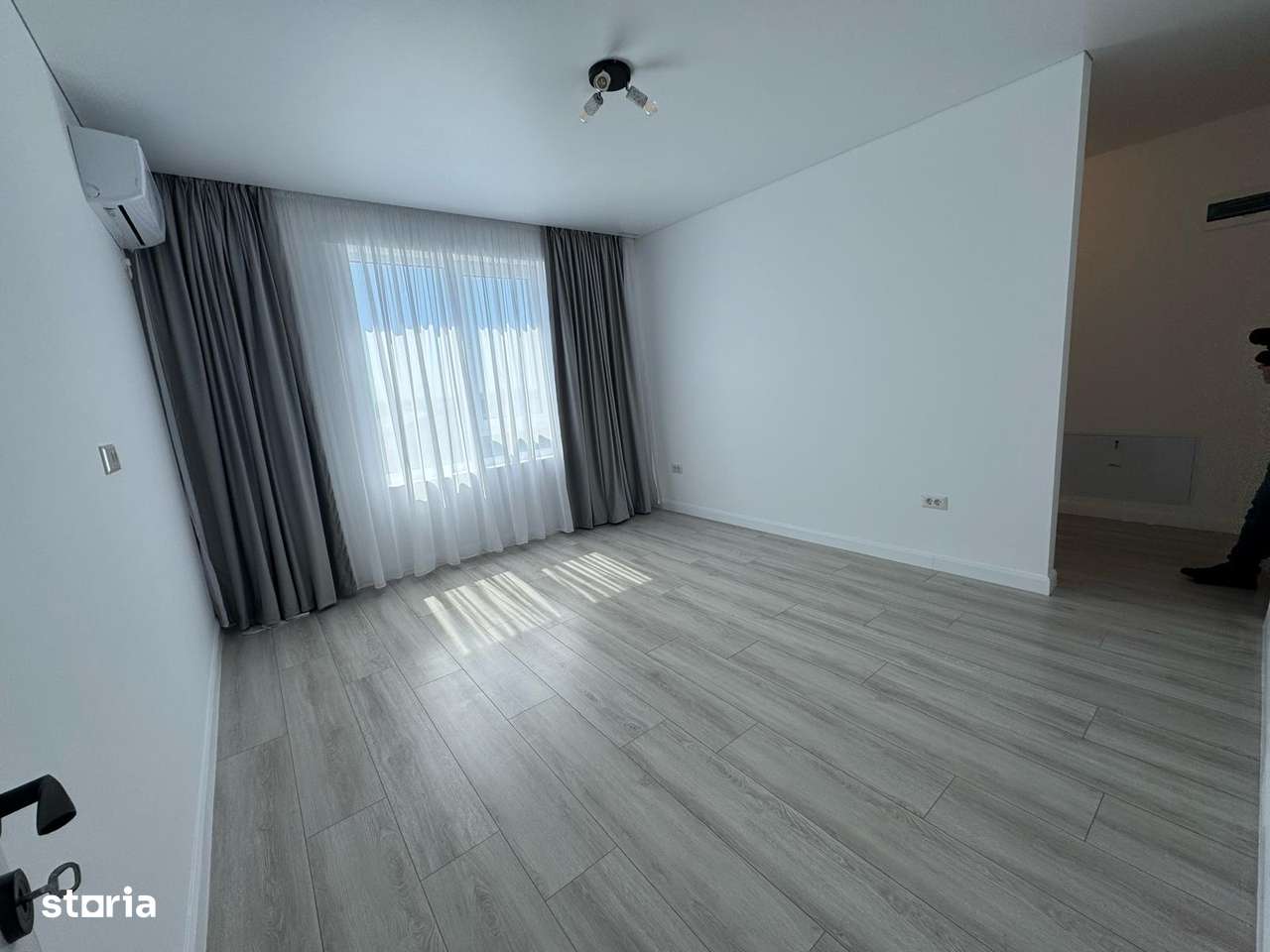 APARATORII PATRIEI | Penthouse 3 camere-119 mp - Imagine principală: 4/15