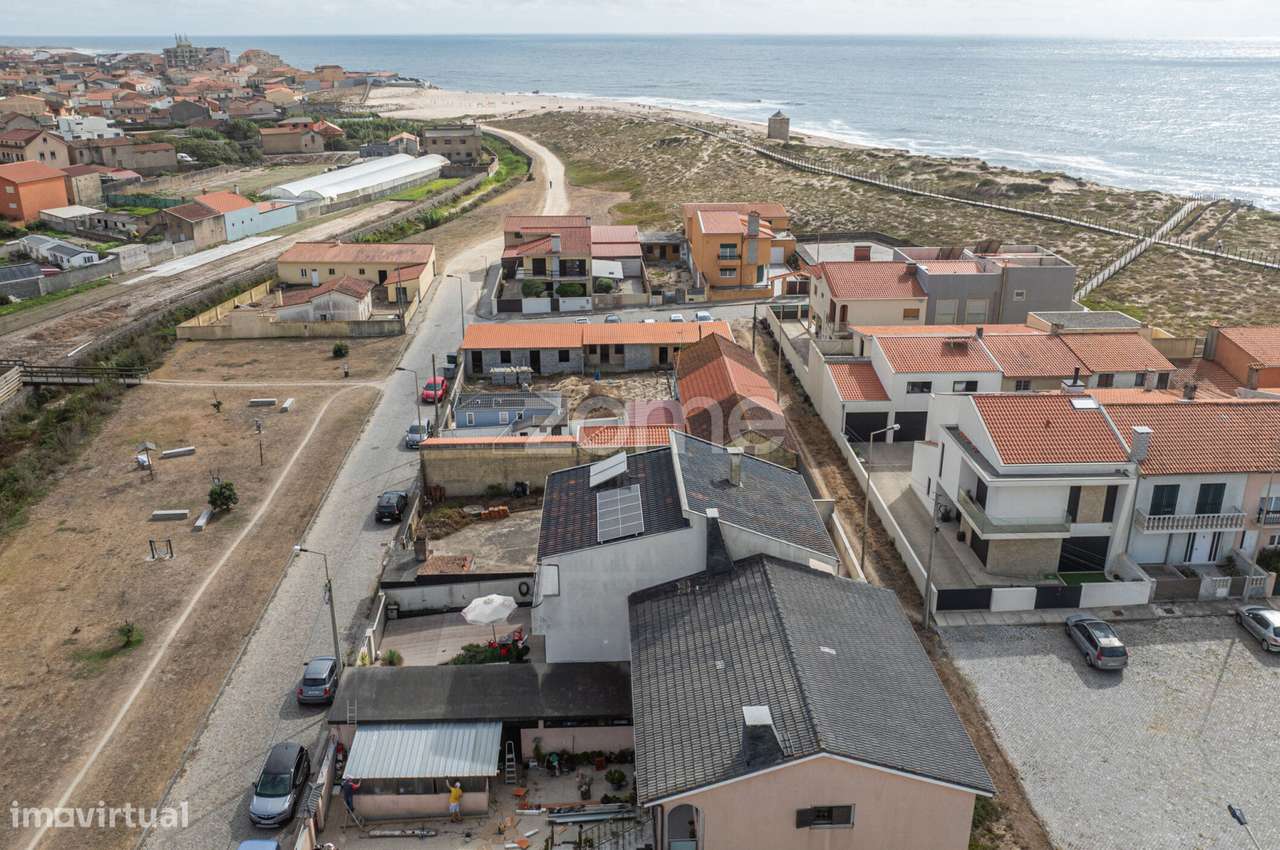 Moradia em Aguçadoura a 3 minutos da Praia.-5