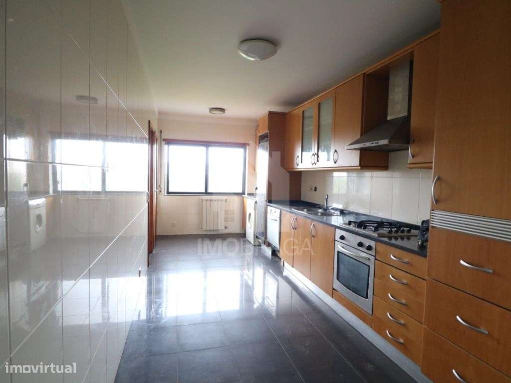 Venda Apartamento T2, em Lamaçães, Braga - Grande imagem: 4/38