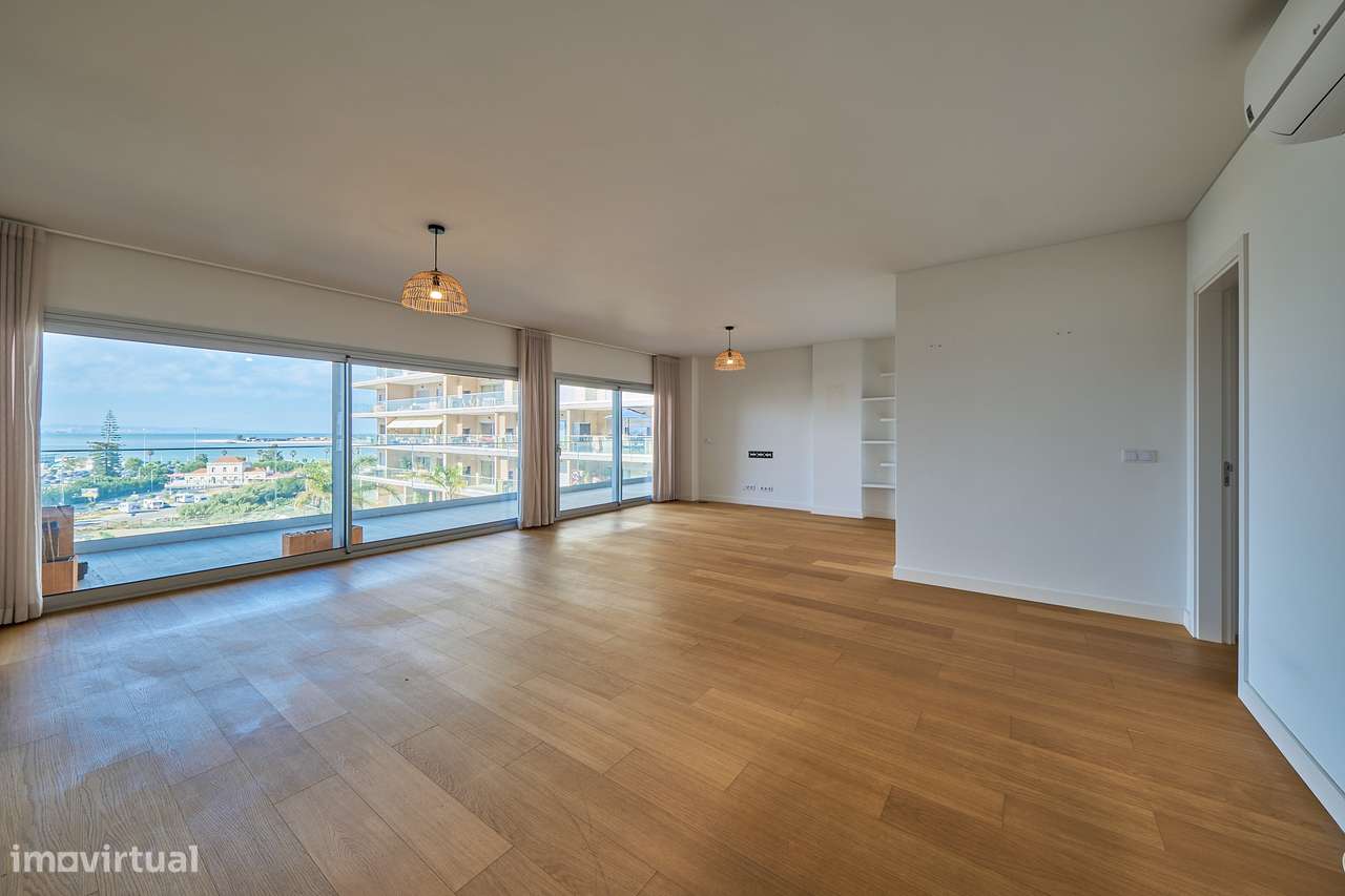 T4 Deslumbrante c/ Vista Tejo | One River Seixal-3