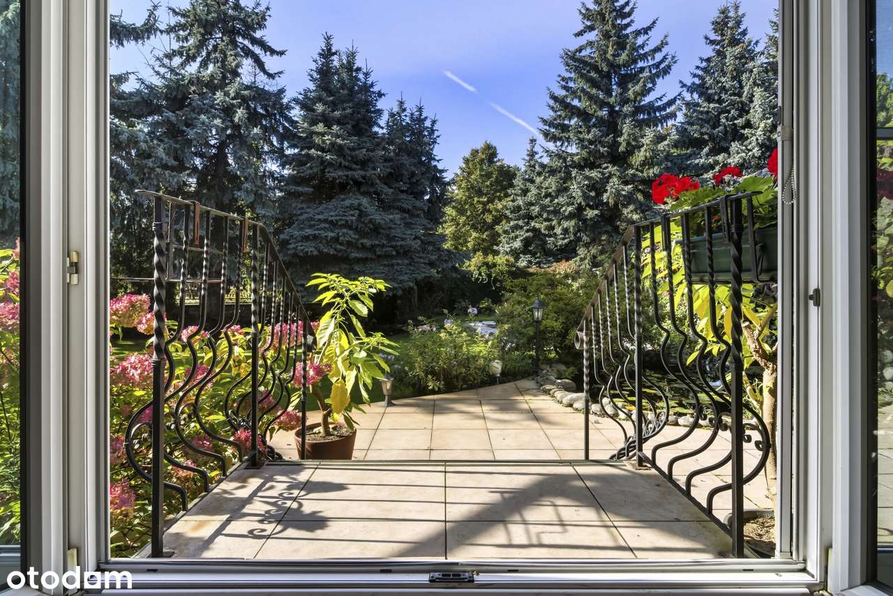 Piękny dom z dużym ogrodem na Targówku/ul.Ostródzka.-9