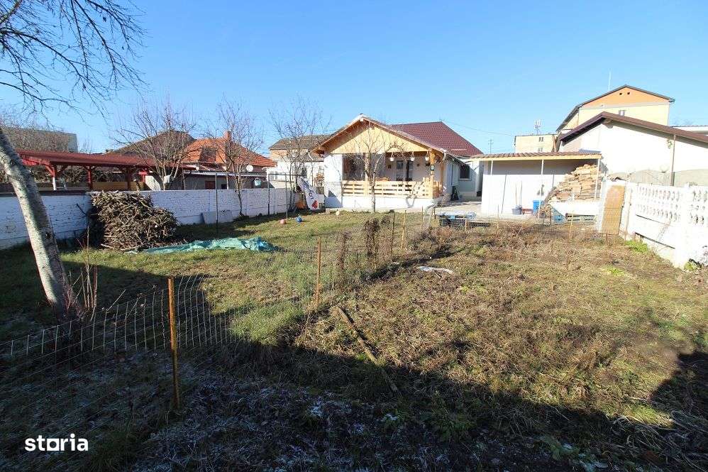 Vând casă P+Pod în Hunedoara, zona Piața Obor, teren 575mp, f.s. 15m - Imagine principală: 5/20