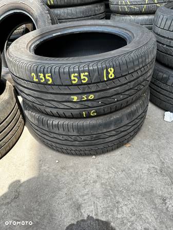 235/55x18 Bridgestone - 2