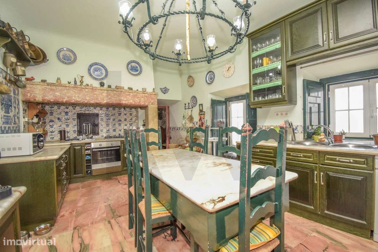 Quinta com Solar e Capela - Referência Histórica em Mafra-28