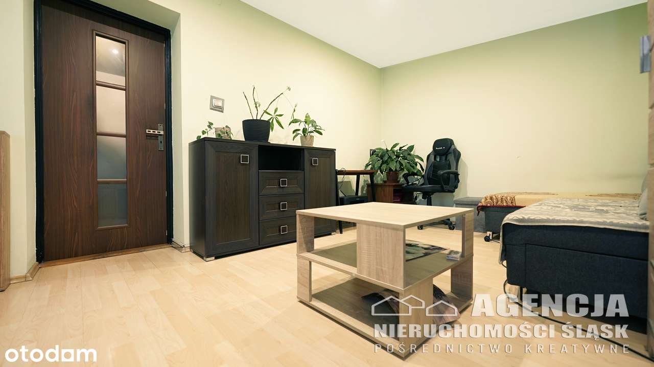 Duża działka, dom 2-rodzinny+duży garaż 2-stanowiskowy, fotowoltaika-0