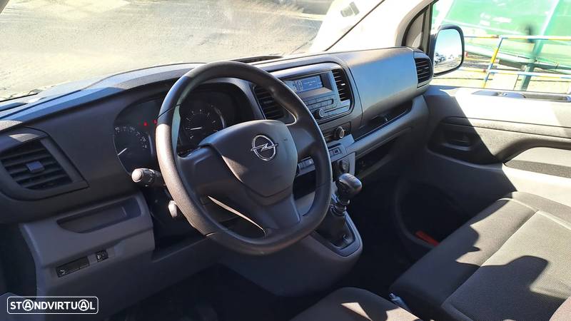 Opel Vivaro 1.5 CDTi L3H1 Essentia Inc - 10