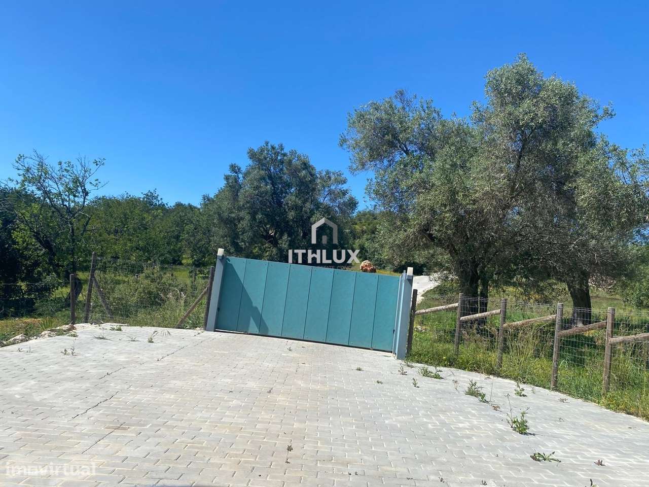 Uma propriedade privada de luxo com vistas panorâmicas para o oceano e - Grande imagem: 5/35