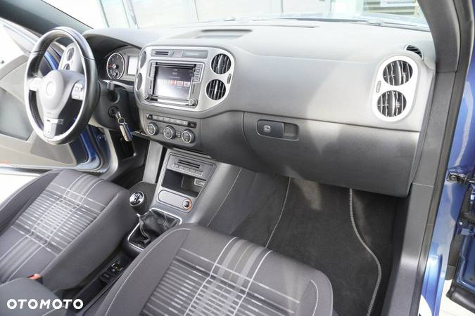 Volkswagen Tiguan 2.0 TDI DPF BlueMotion Technology Lounge Sport & Style - 15