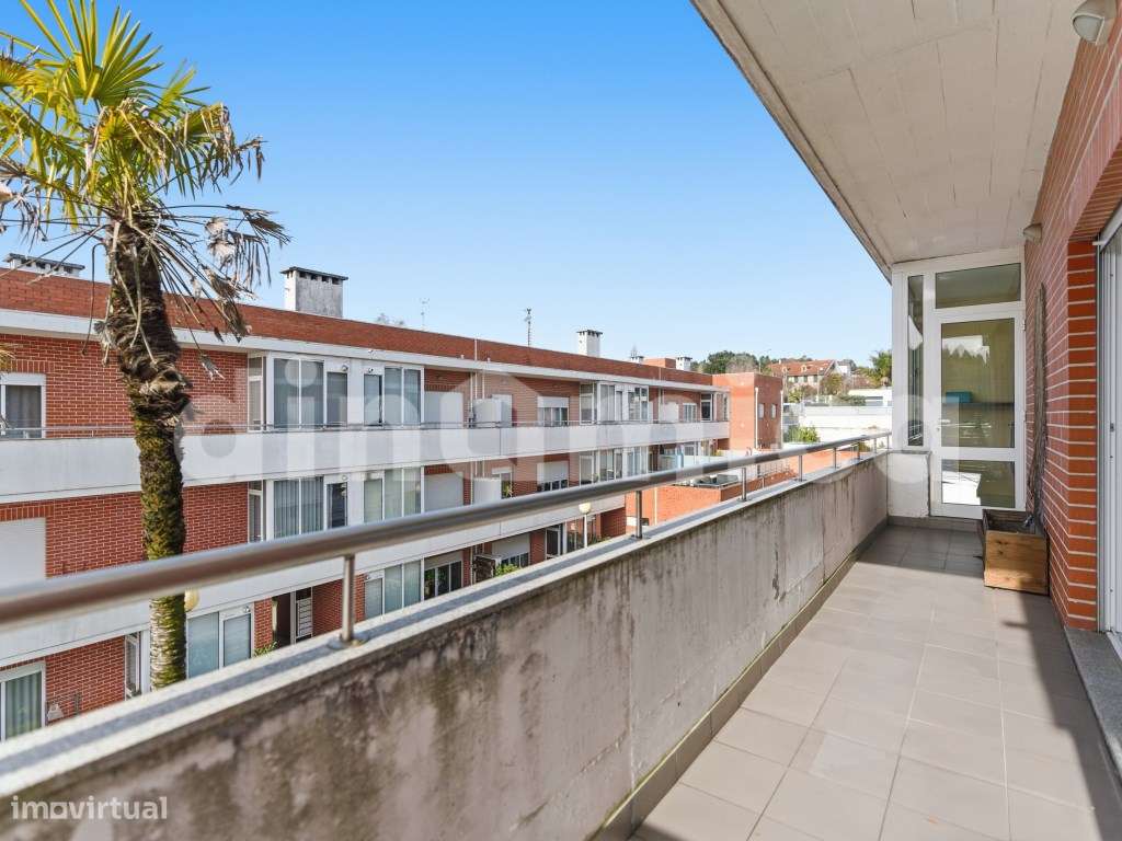 Apartamento T4-9