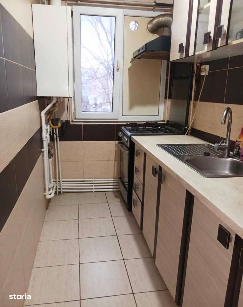 Apartament 3camere Craiovita 3/4 cu centrala, mobilat - Imagine principală: 5/7