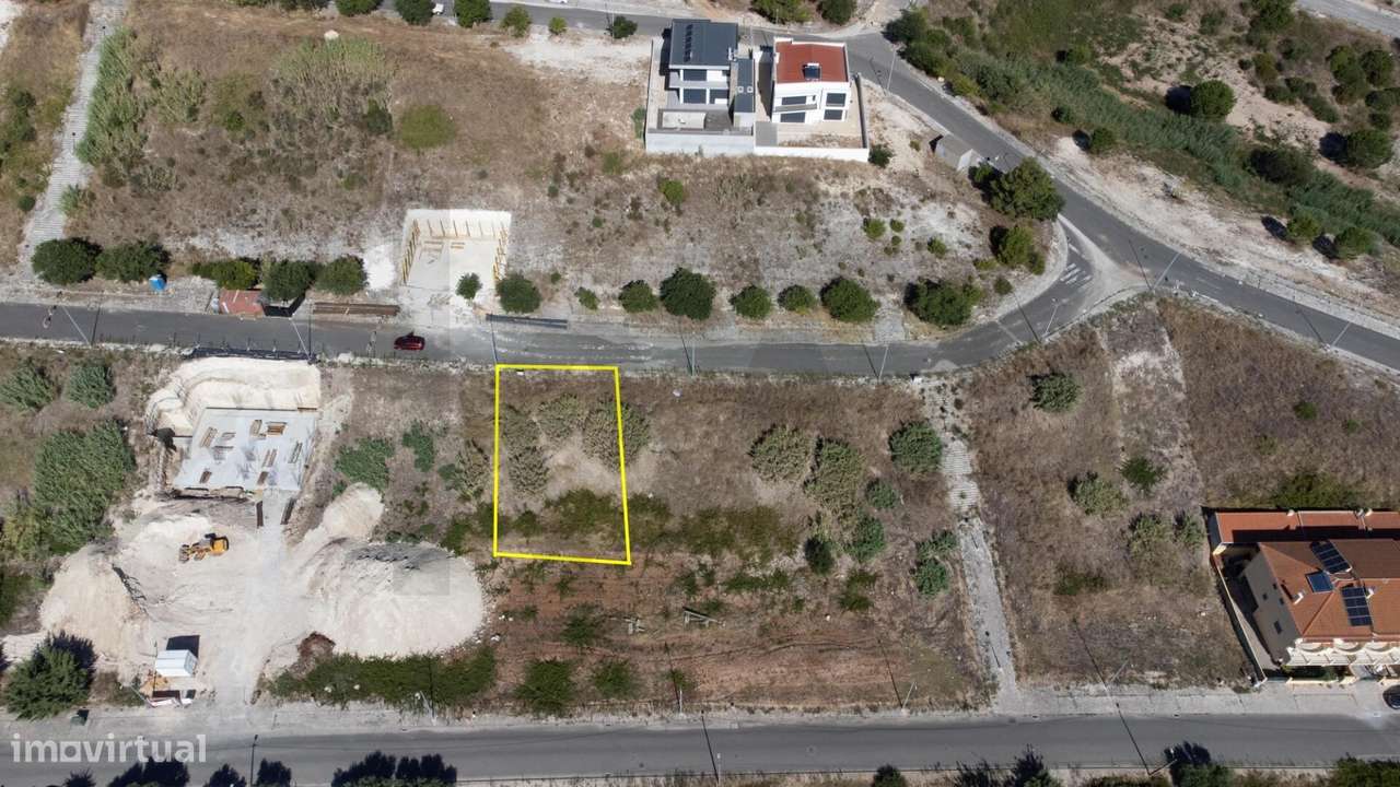 Terreno para construção em Alenquer - Urbanização Fontainhas-0