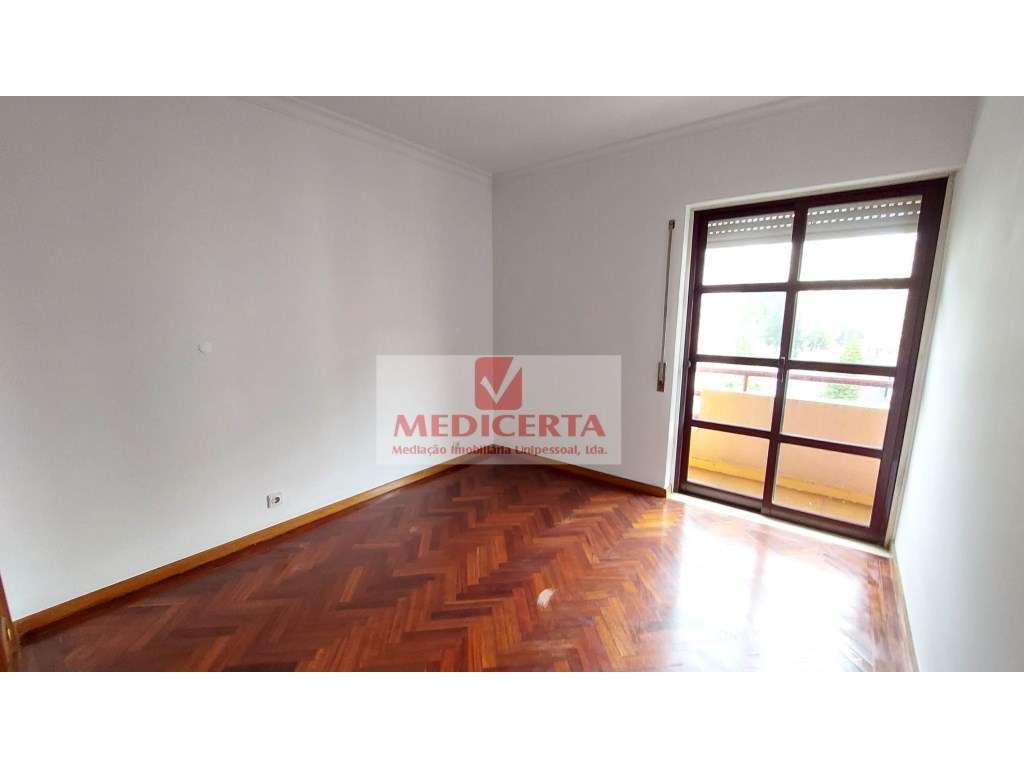 T3 - suite - Tapada das Mercês - Bom prédio-8