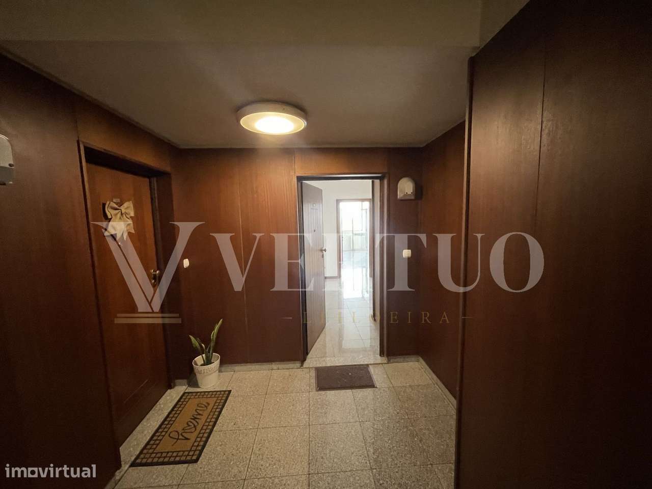 T4 em Moreira da Maia | 159 m² | 2 Garagens | Venda Judicial - Grande imagem: 5/60