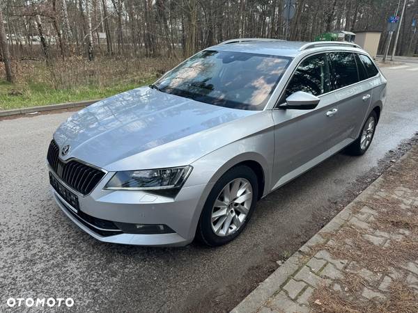 Skoda Superb 2.0 TDI DSG Style - 3