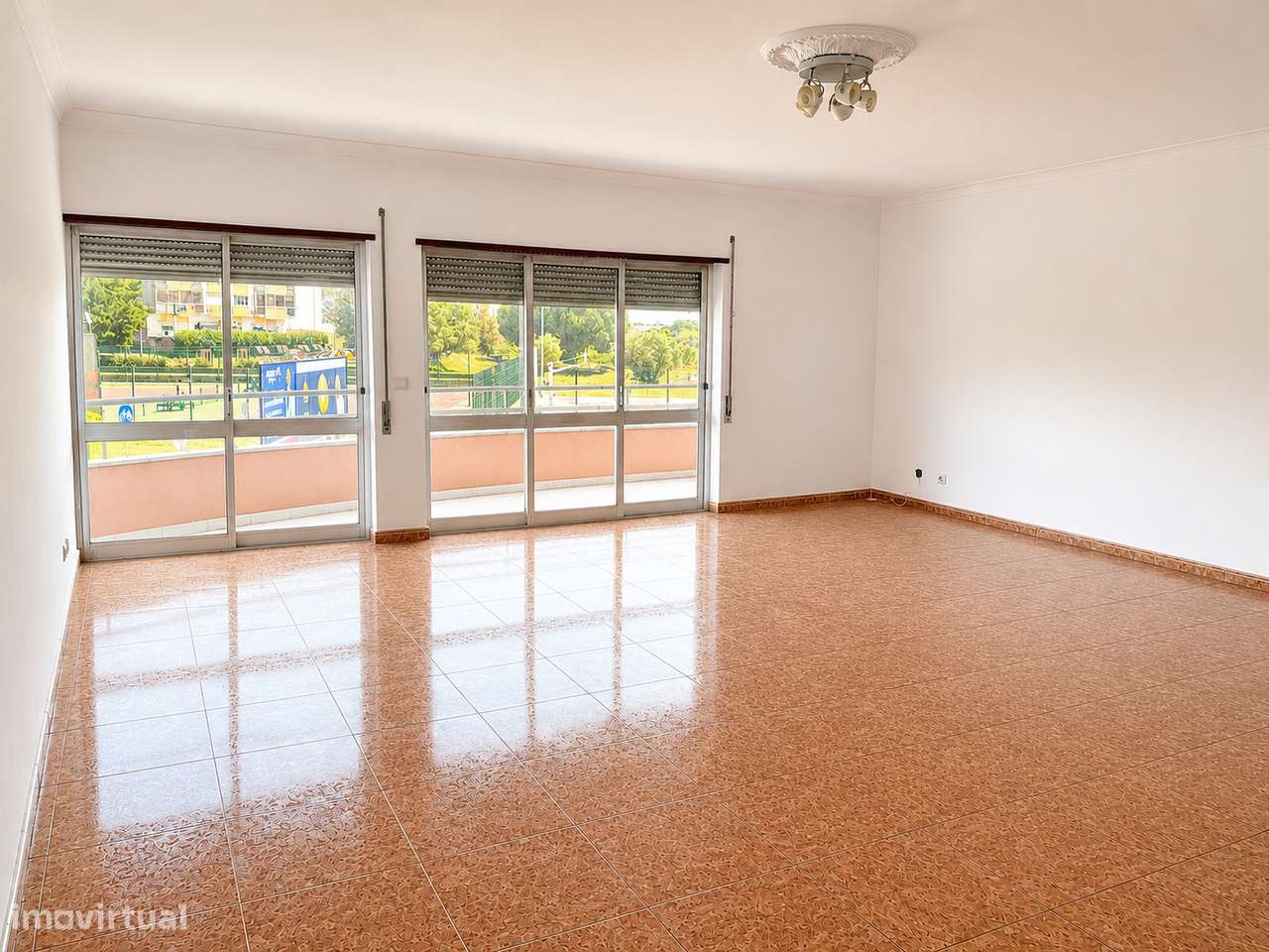 Apartamento T3 com Parqueamento Centro de Benavente-3