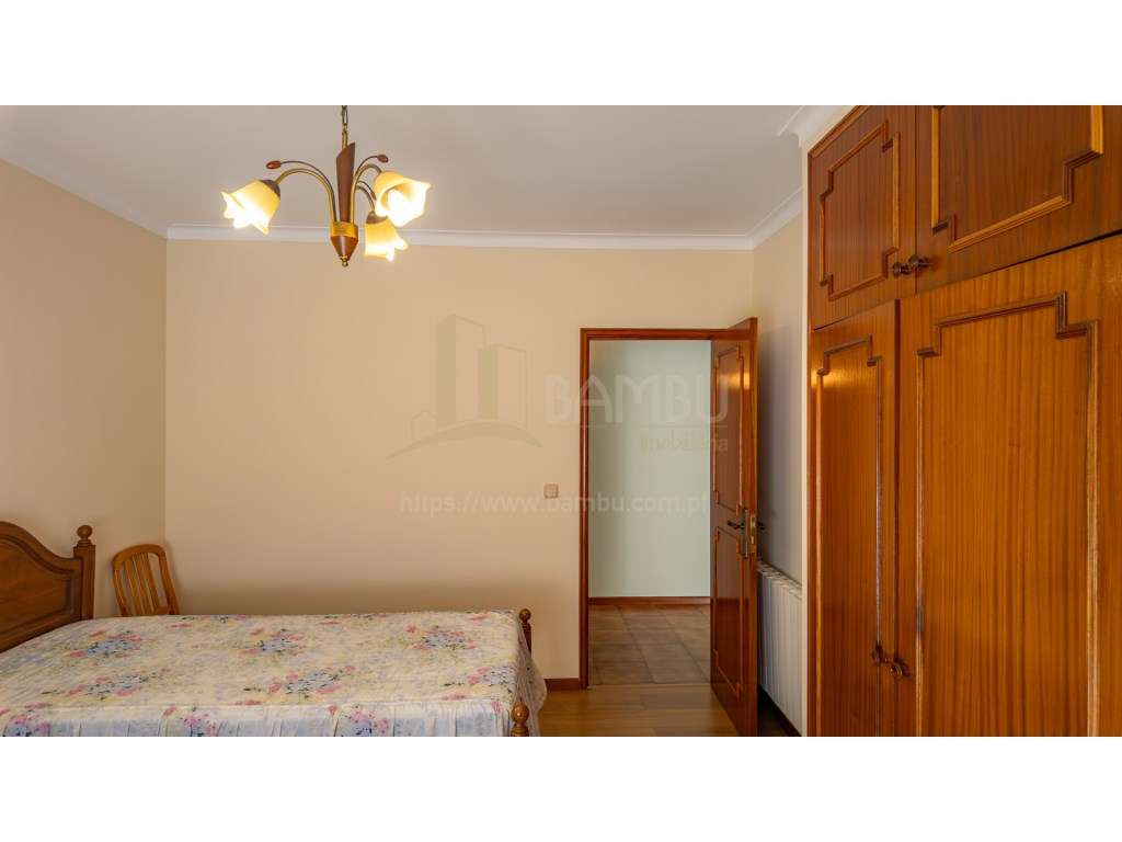 Vila Praia de Âncora: T2 com 100m2 e ampla varanda-15