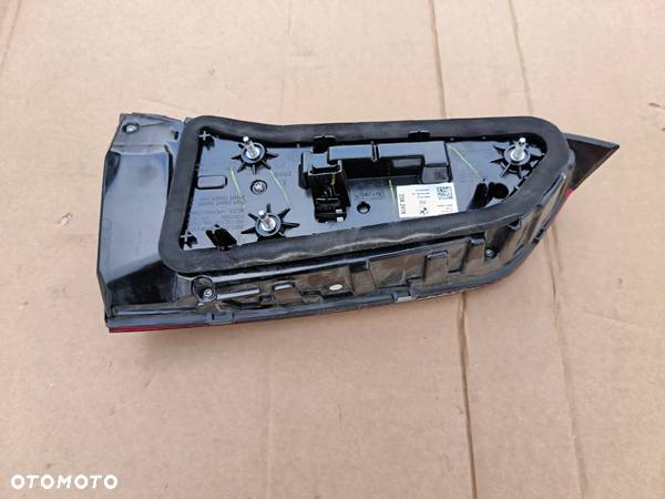 BMW X5 G05 LAMPA LEWA TYŁ TYLNA W KLAPE 2SD013397 - 2