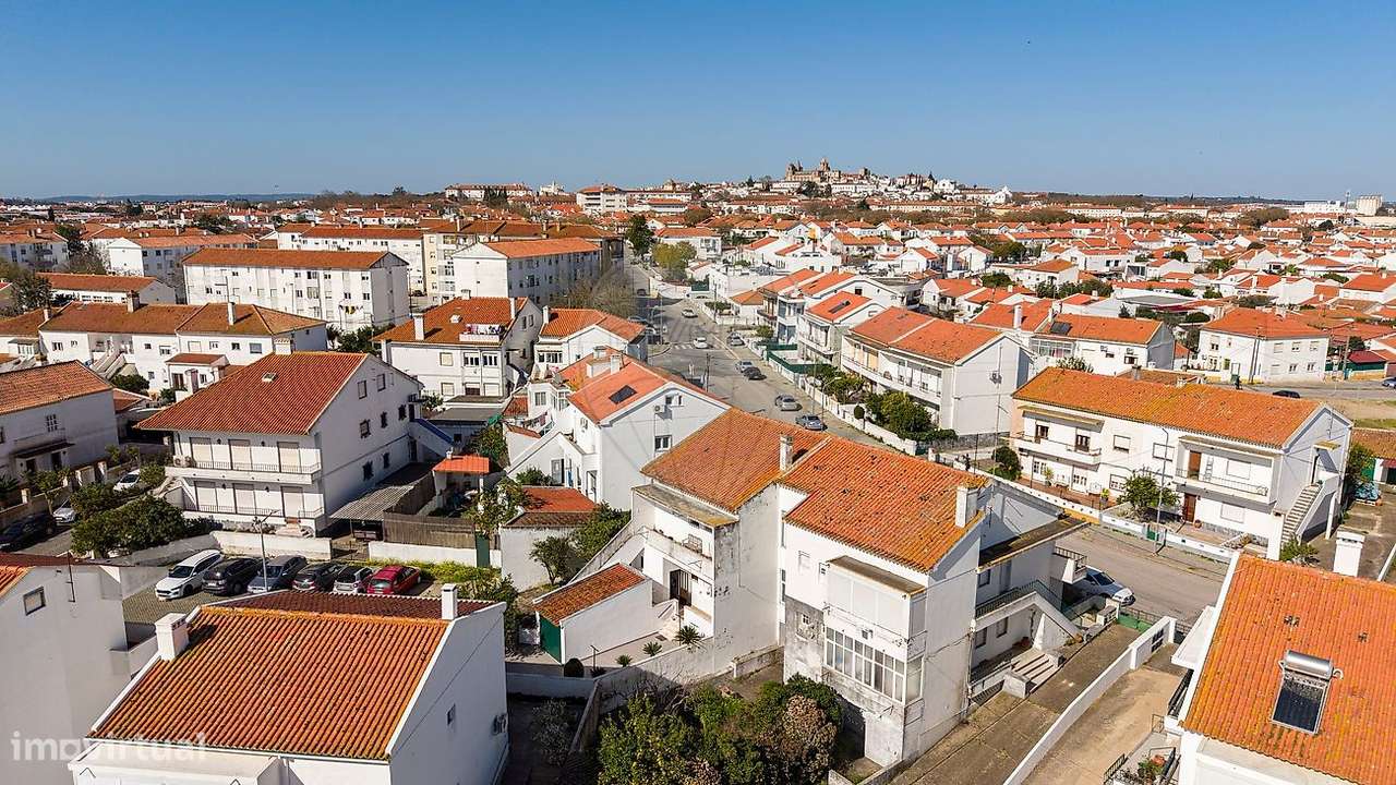 Moradia T5 para venda - Grande imagem: 3/50