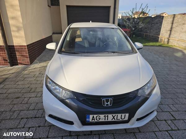 Honda Civic 1.8 i-VTEC MT Sport - 8