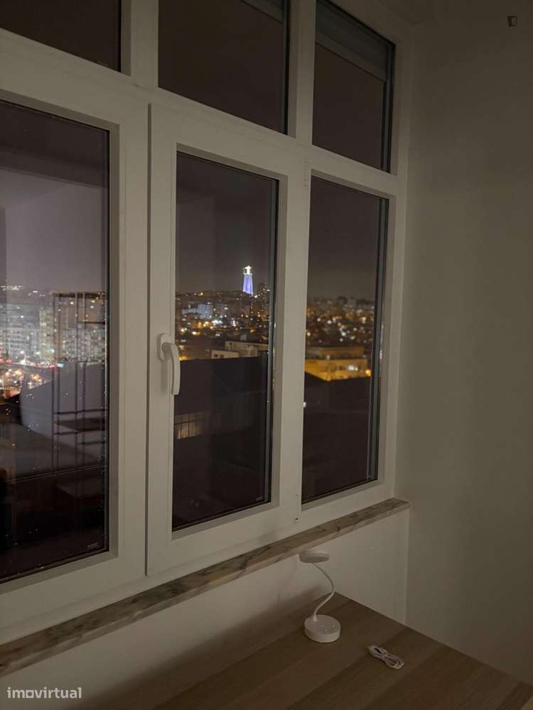 Quarto - localizado em Almada Lisbon - Grande imagem: 2/9